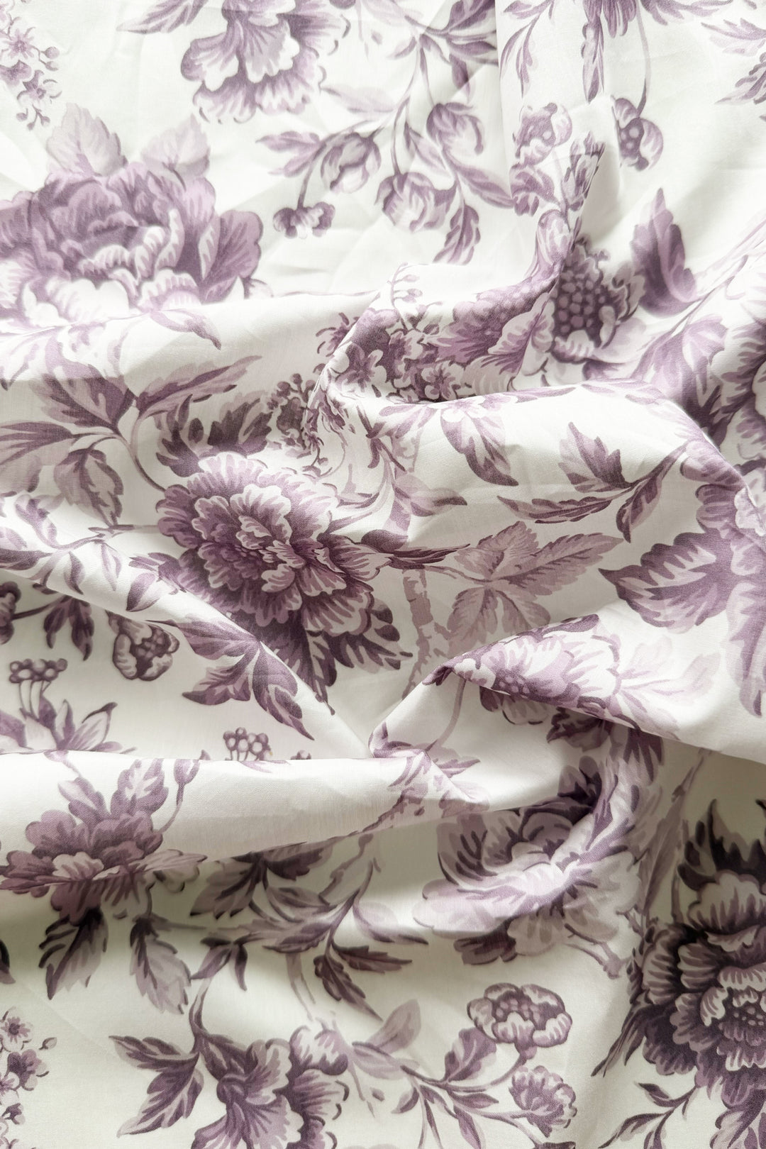 Bridgerton Reversible Wavy Napkin Set made with Liberty Fabric REGENCY TRAIL PURPLE & BOUQUET PARADE PEACH