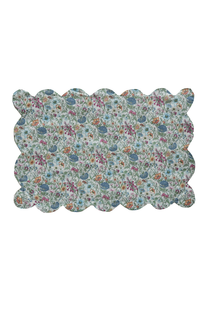 Reversible Scalloped Placemat made with Liberty Fabric DONNA LEIGH & RACHEL - Coco & Wolf