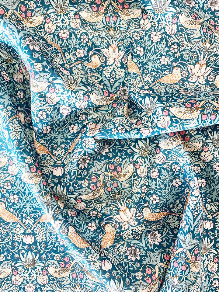 Liberty Fabric Ardington Cotton Sateen STRAWBERRY THIEF