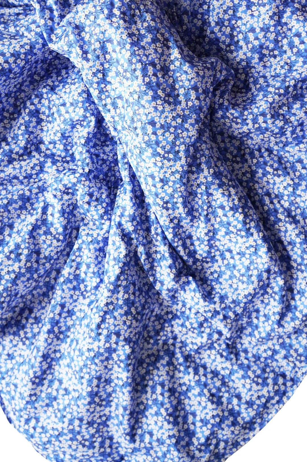 Reversible Heirloom Quilt made with Liberty Fabric THEO BLUE & MITSI VALERIA BLUE - Coco & Wolf