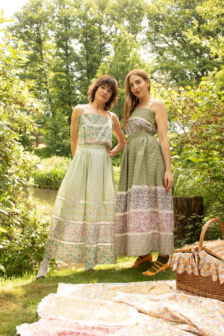 Coco & Wolf × O Pioneers Reversible Lace-Trim Placemat made with CAPEL FLORET & DONNA LEIGH ORGANIC