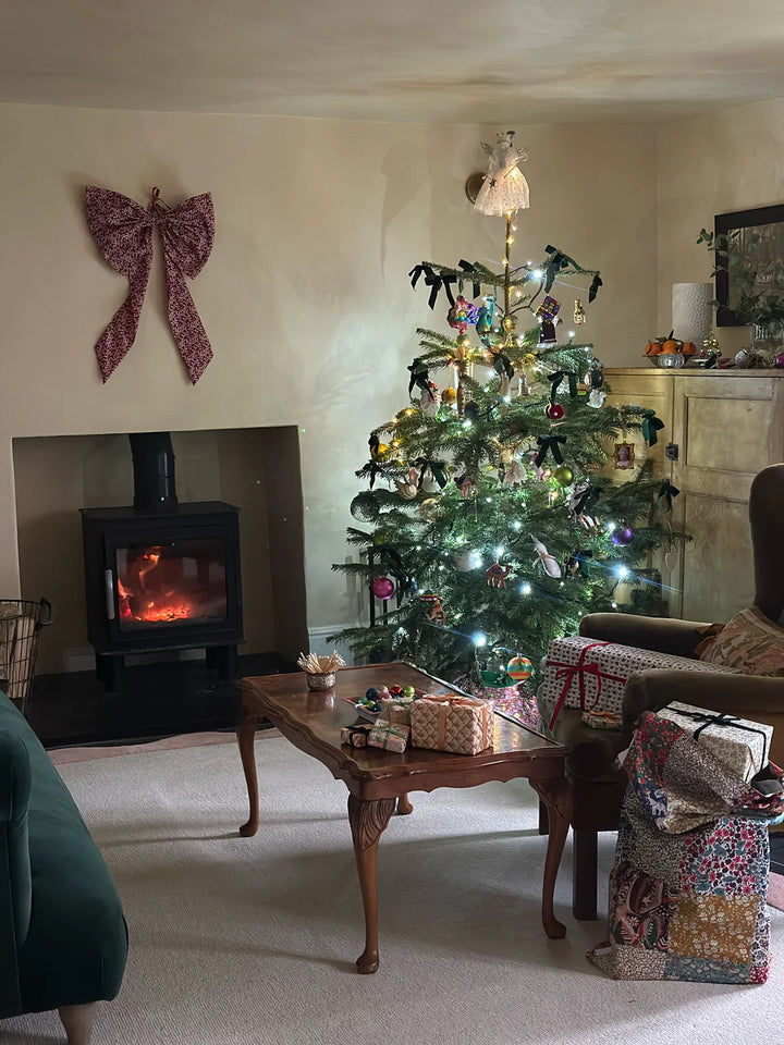 Oversized Decorative Bow made with Liberty Fabric MITSI VALERIA RED - Coco & Wolf