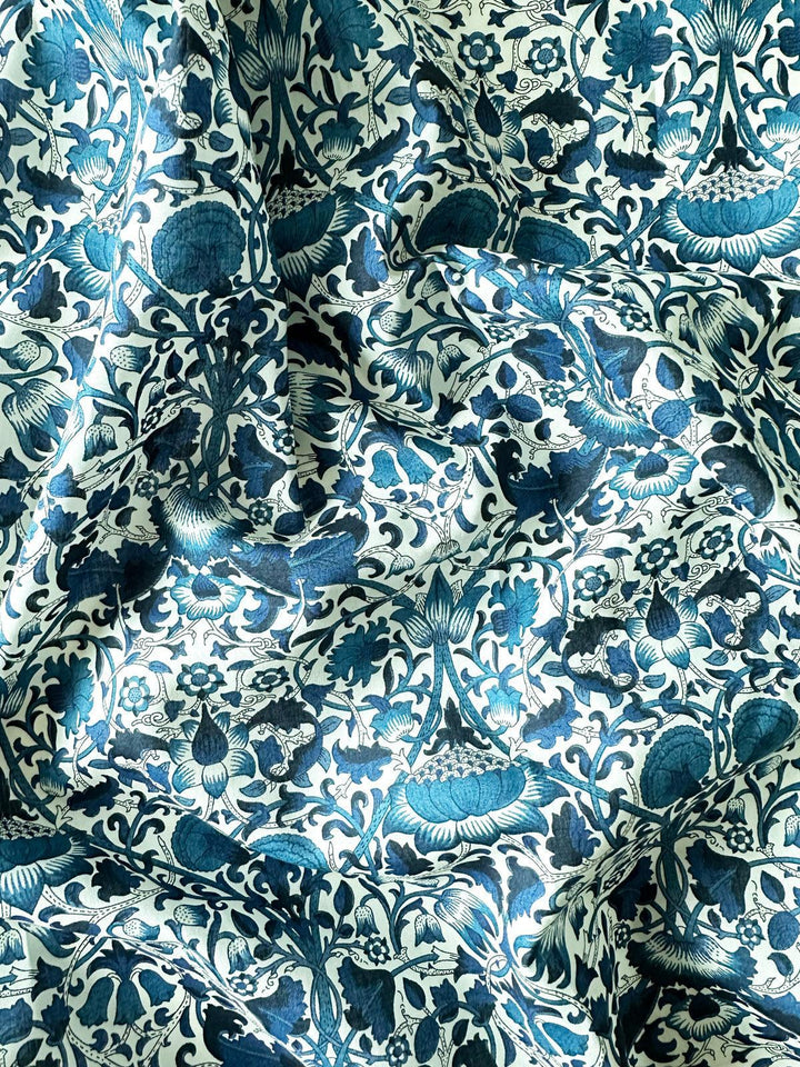 Pillowcase made with Liberty Fabric LODDEN - Coco & Wolf