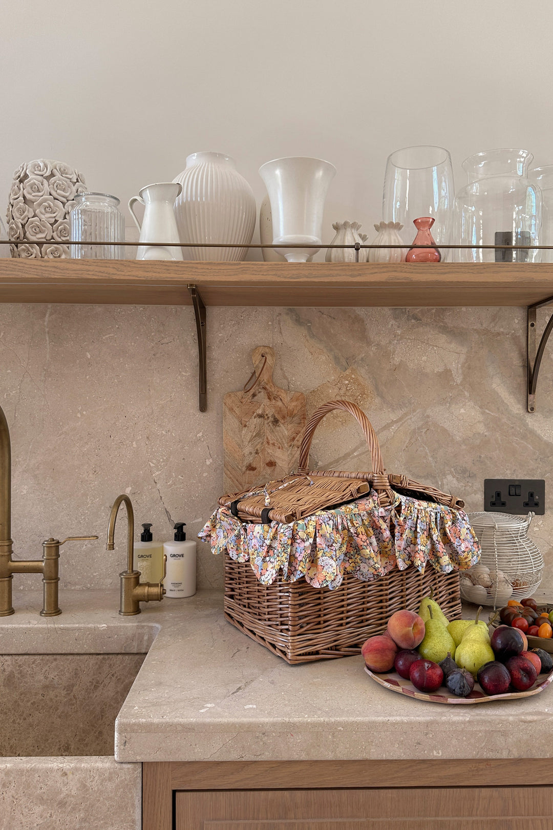 Coco & Wolf × O Pioneers Rectangular Picnic Basket Hamper made with Liberty Fabric THORPE