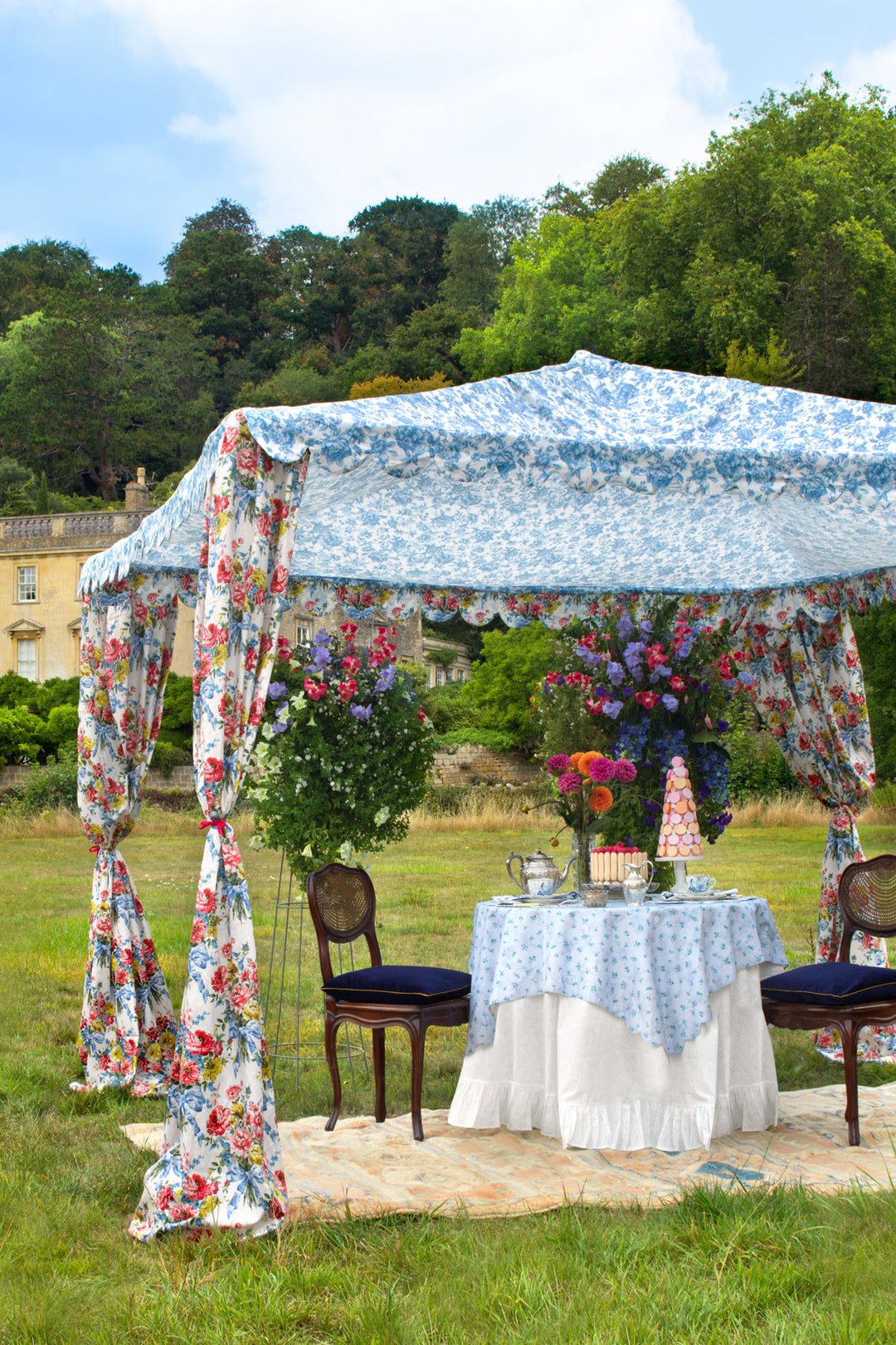 Bridgerton Reversible Scallop Drop Table Runner made with Liberty Fabric AMELIE LUISE & POSY CORSAGE BLUE