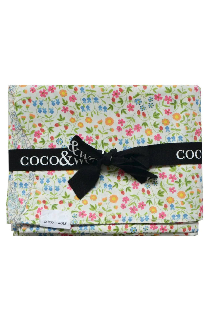 Reversible Wavy Tablecloth made with Liberty Fabric LITTLE MIRABELLE & ALICE W - Coco & Wolf
