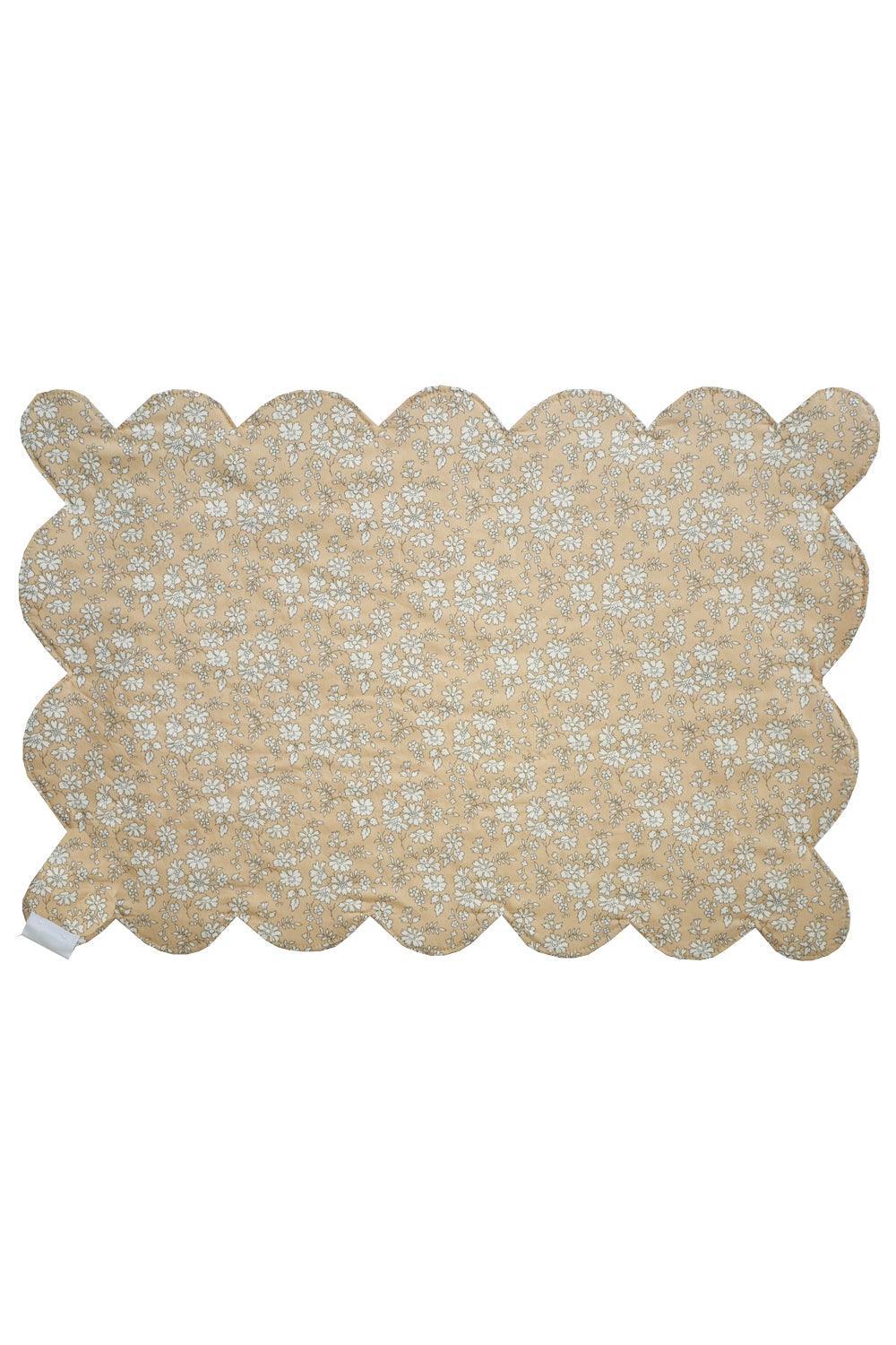 Reversible Scalloped Placemat made with Liberty Fabric STRAWBERRY THIEF SPRING - Coco & Wolf