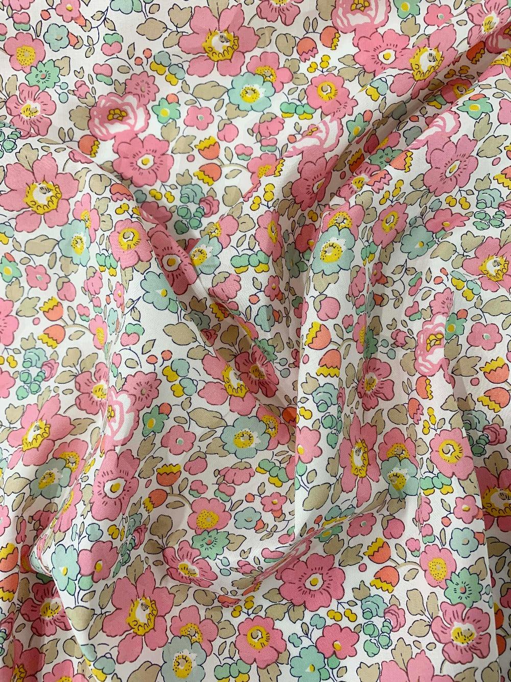 Streamer Bunting Garland made with Liberty Fabric WILTSHIRE BUD, BETSY & CAPEL - Coco & Wolf