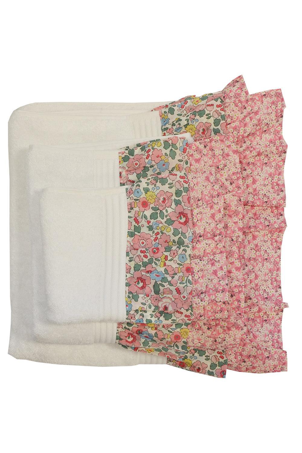 Towel made with Liberty Fabric BETSY & MITSI VALERIA - Coco & Wolf